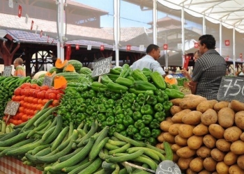 Réduction des prix des fruits et légumes et de 20 produits de consommation