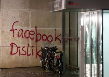 Le siège allemand de Facebook vandalisé