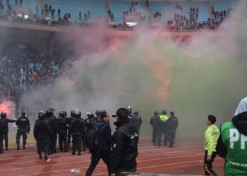 Tunisie : 38 policiers blessés lors du «clasico» EST-ESS