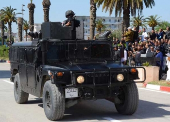 Tunisie: encerclé par les forces de l'ordre « se fait exploser »