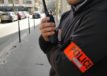 Un tunisien sans papier propose du shit... à un policier en civil