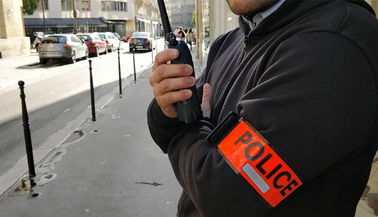 Un tunisien sans papier propose du shit... à un policier en civil