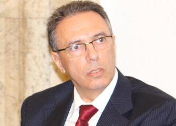 Pour un hommage national à Chokri Mamoghli