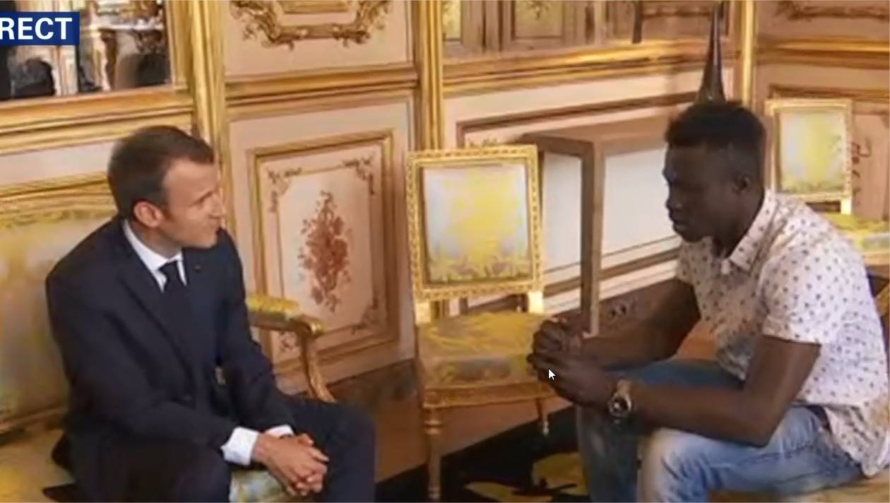 Le jeune Malien qui a sauvé un enfant à Paris sera naturalisé (vidéo)