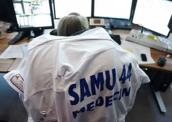 VIDEO. Le décès d'une femme raillée par le Samu sème la consternation