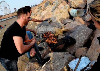 A Alger, la rupture du jeûne se modernise en prenant l'air