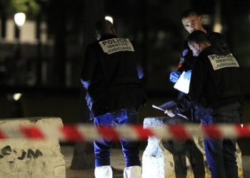 Attaque au couteau à Paris : 7 blessés et l’homme intercepté