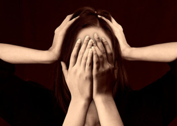 Le casse-tête de la migraine, un mal qui empoisonne la vie