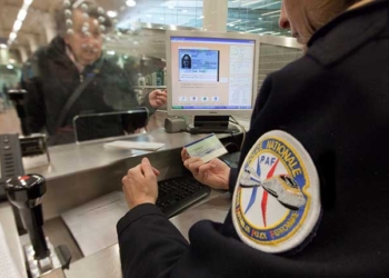 France : La « grève du zèle » des policiers aux aéroports de Paris