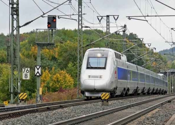 France: Un TGV Paris-Nice touché par une munition de chasse