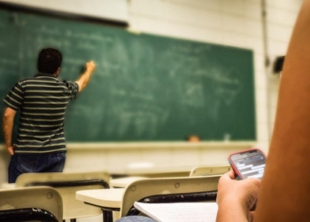 Vidéo: Un enseignant insulte les parents d’élèves sur les réseaux sociaux
