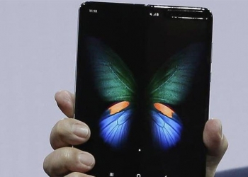 Samsung frappe fort avec un smartphone à écran pliable 5G