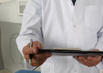 Tunisie : La fuite des médecins vers l’étranger du secteur public inquiète