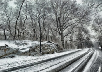 Tunisie: la ville de Kasserine paralysée par la neige