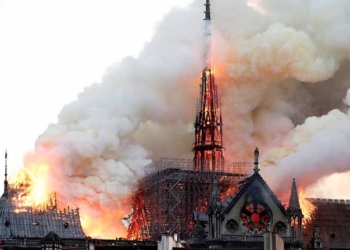 Incendie à Notre-Dame: BCE adresse un message de solidarité à Emmanuel Macron