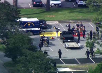 USA: Fusillade dans une ville balnéaire de Virginie, 13 morts