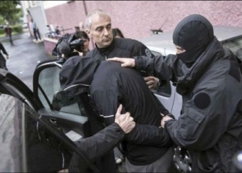 Il s’est vu refuser le renouvellement de son titre de séjour à cause de ses publications sur Facebook