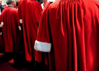 Ennaceur s’entretient avec le président de l’Association des magistrats