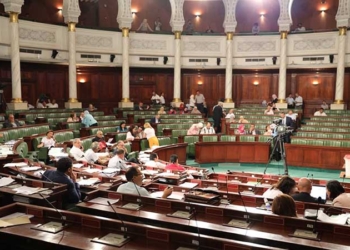 Tunisie: le Parlement convoqué le 21 août en session extraordinaire