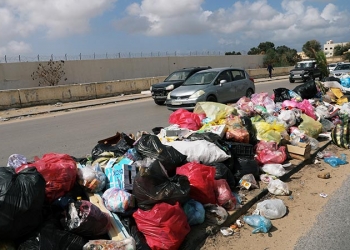 Libye: la capitale Tripoli, croule sous les ordures