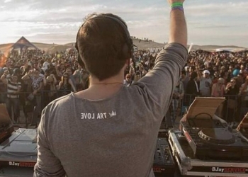 René Trabelsi donne le coup d’envoi du festival les « Dunes électroniques »