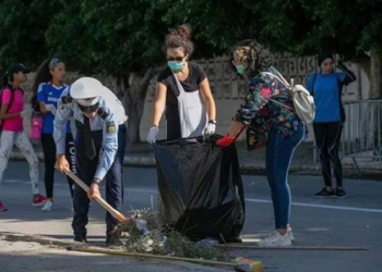 Tunisie : Campagne de propreté... La société civile montre l'exemple (Crédit Photo : Yassine Gaidi)