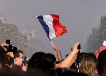Coronavirus: la France annule les grands rassemblements jusqu’à nouvel ordre