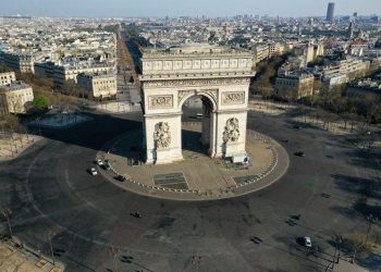 Avec le confinement à Paris « on se croirait au mois d’août »