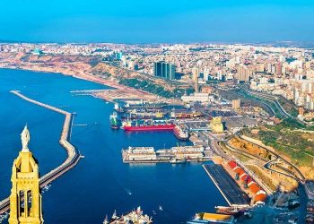Algérie : le port du masque est obligatoire pour les commerçants d'Alger