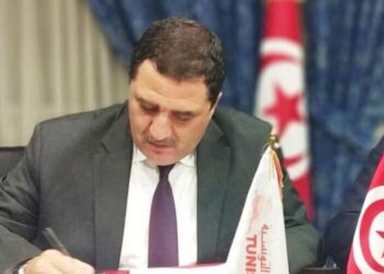 Confidentiel : Limogeage du PDG de Tunisair à couteaux tirés