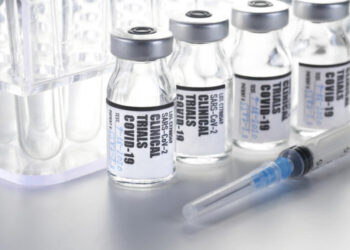 L'UE réserve 300 millions de doses du vaccin Covid-19