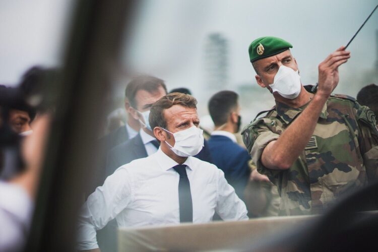 Liban: Un gouvernement de mission « formé dans les 15 jours », selon Macron