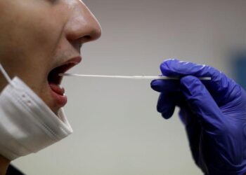 Coronavirus: Près de 14.000 nouveaux cas en France