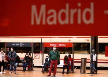 Espagne: Le gouvernement demande à Madrid de se confiner