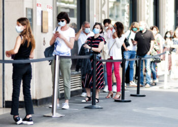 La France enregistre 52.000 nouveaux cas en 24 heures