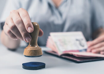 La France menace de réduire les visas les pays qui refusent de reprendre leurs ressortissants