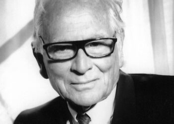 Le couturier français Pierre Cardin est mort à l'âge de 98 ans