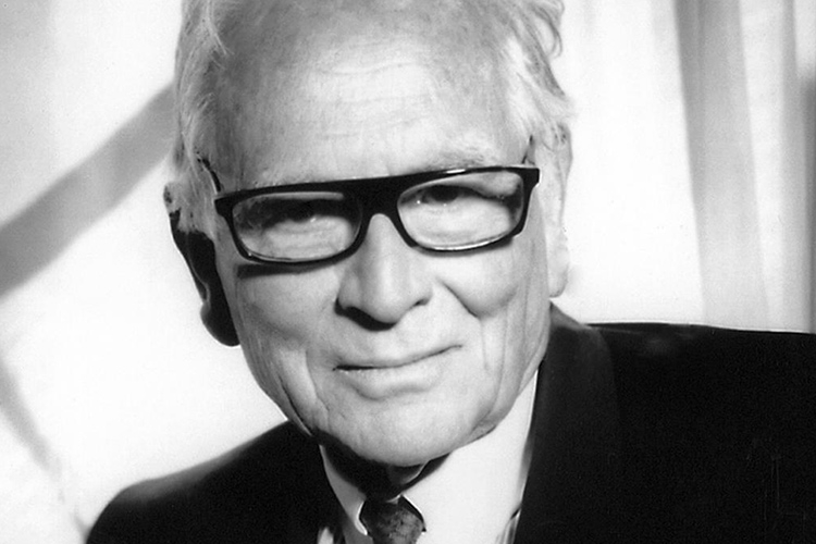 Le couturier français Pierre Cardin est mort à l'âge de 98 ans