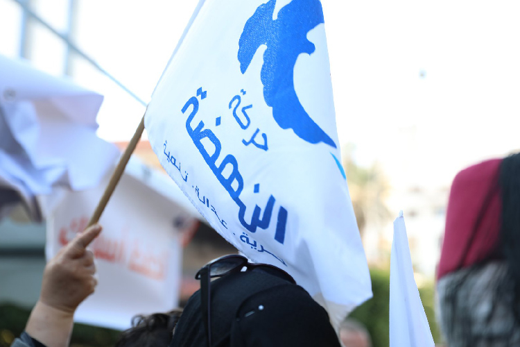 Un pays révolutionnaire qui fait confiance aux faux dévots