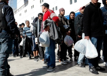 Ghannouchi menace l'Italie de 500.000 migrants si elle n'intervient pas en Tunisie