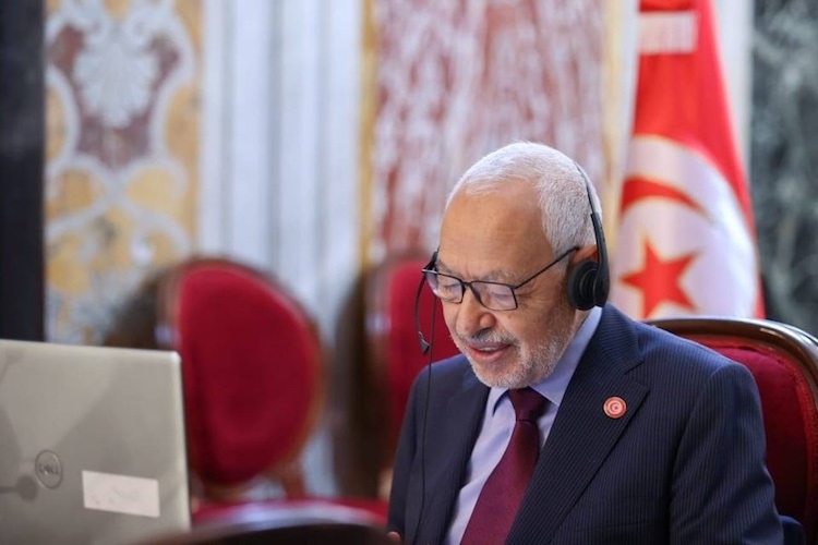 Tu peux crier sur tous les toits, tu ne seras jamais président