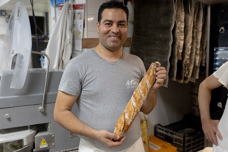 L'artisan boulanger Makram Akrout ne livrera pas les tables de l’Elysée