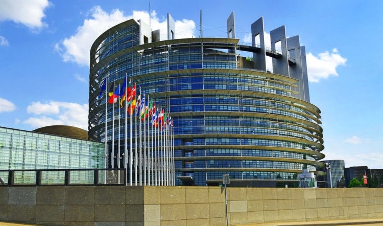 Tunisie: profonde inquiétude quant à la concentration des pouvoirs aux mains du Président