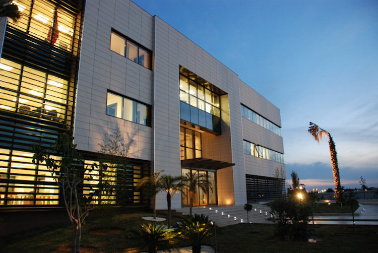 Al Karama Holding dément les fausses allégations des syndicats